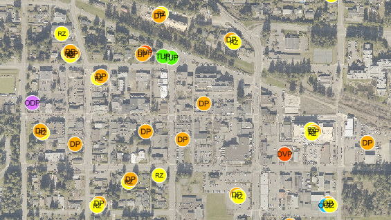 map of Qualicum Beach with pins showing current developments