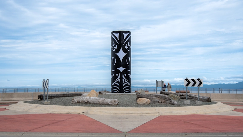 First Nation Art Installation at Centre of Memorial Roundabout in Qualicum Beach